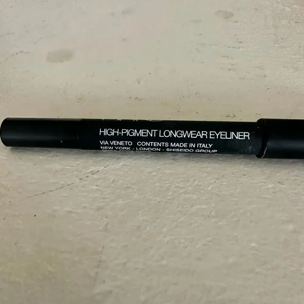 NARS black mini